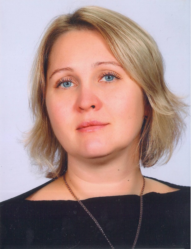 Кузьменко Оксана Анатольевна.